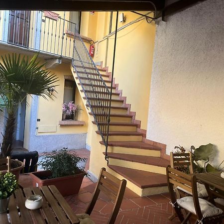 Bilocale Dafne Abbadesse Guest House Milano Exteriör bild
