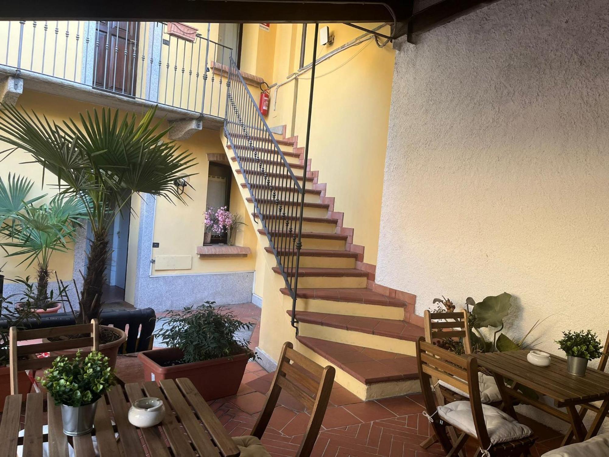 Bilocale Dafne Abbadesse Guest House Milano Exteriör bild