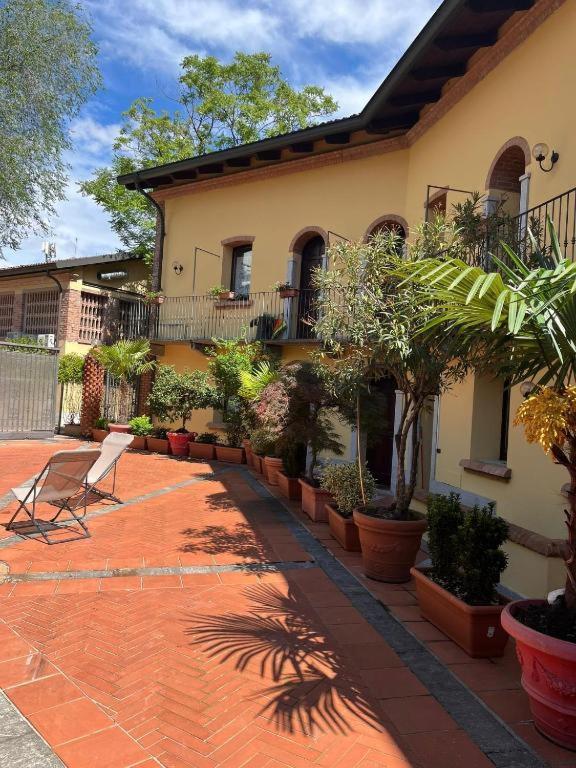 Bilocale Dafne Abbadesse Guest House Milano Exteriör bild
